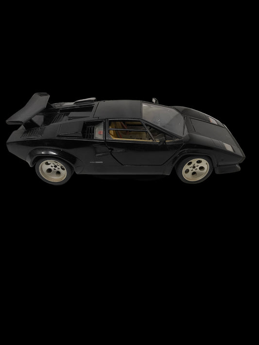 Bburago Modellino Lamborghini Countach (1988) Scala 1/18