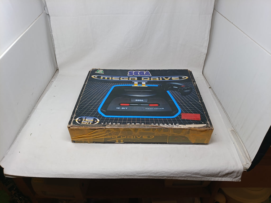 Sega Mega Drive 2 16 Bit + Controller + Cavi Originali + 3 Scatola Testata Funzionante