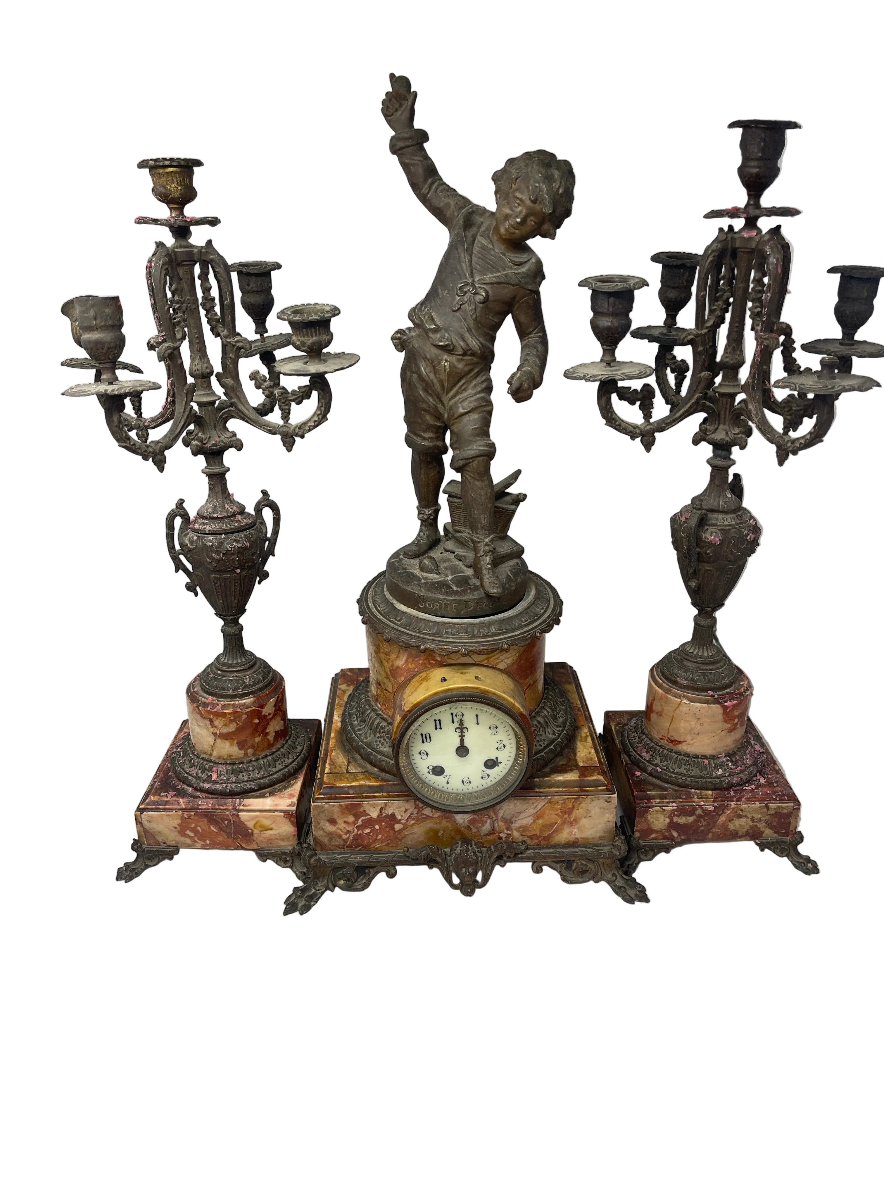 Pendola Parigina In Antimonio E Marmo Scultura Bambino + Coppia Candelabri 5 Braccia (parti Mancanti) Datazione 1800