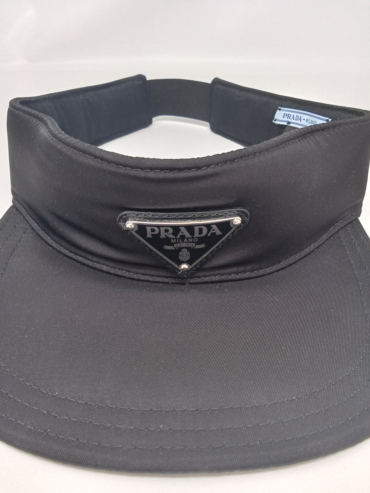 Prada Cappello visiera in nylon nero M