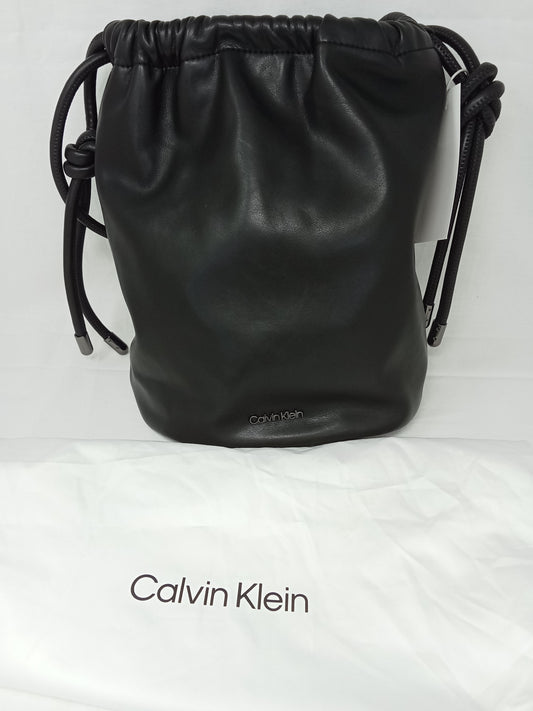 Calvin Klein Borsa secchiello nera