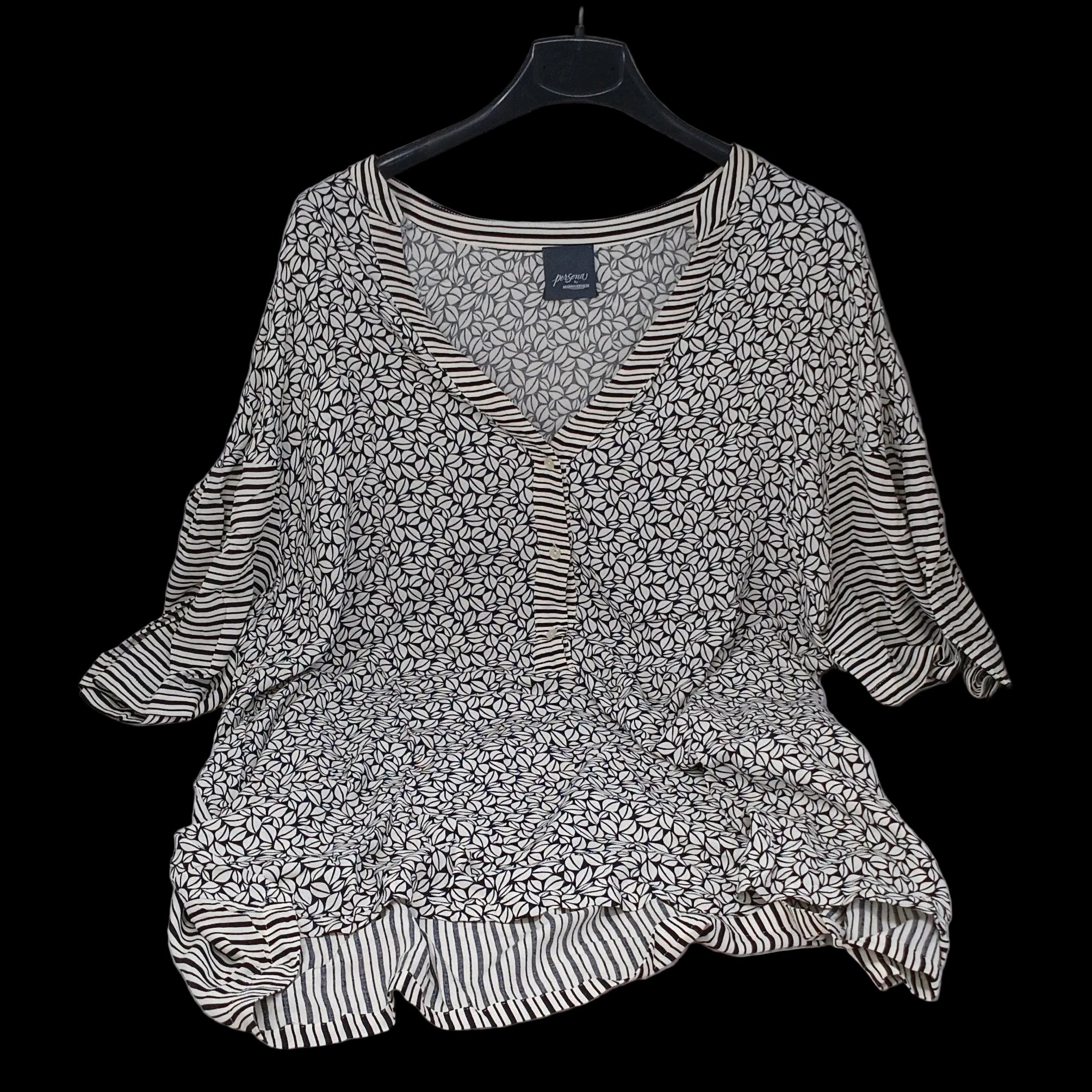 Persona Camicia Nera Bca Fiorata Xl