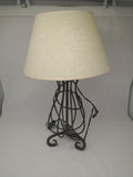 Lampada Da Tavolo In Ferro Battuto