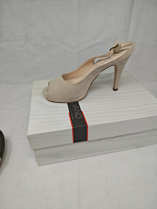 Vigevano Sandalo Beige Camoscio Con Tacco 35 Nuova