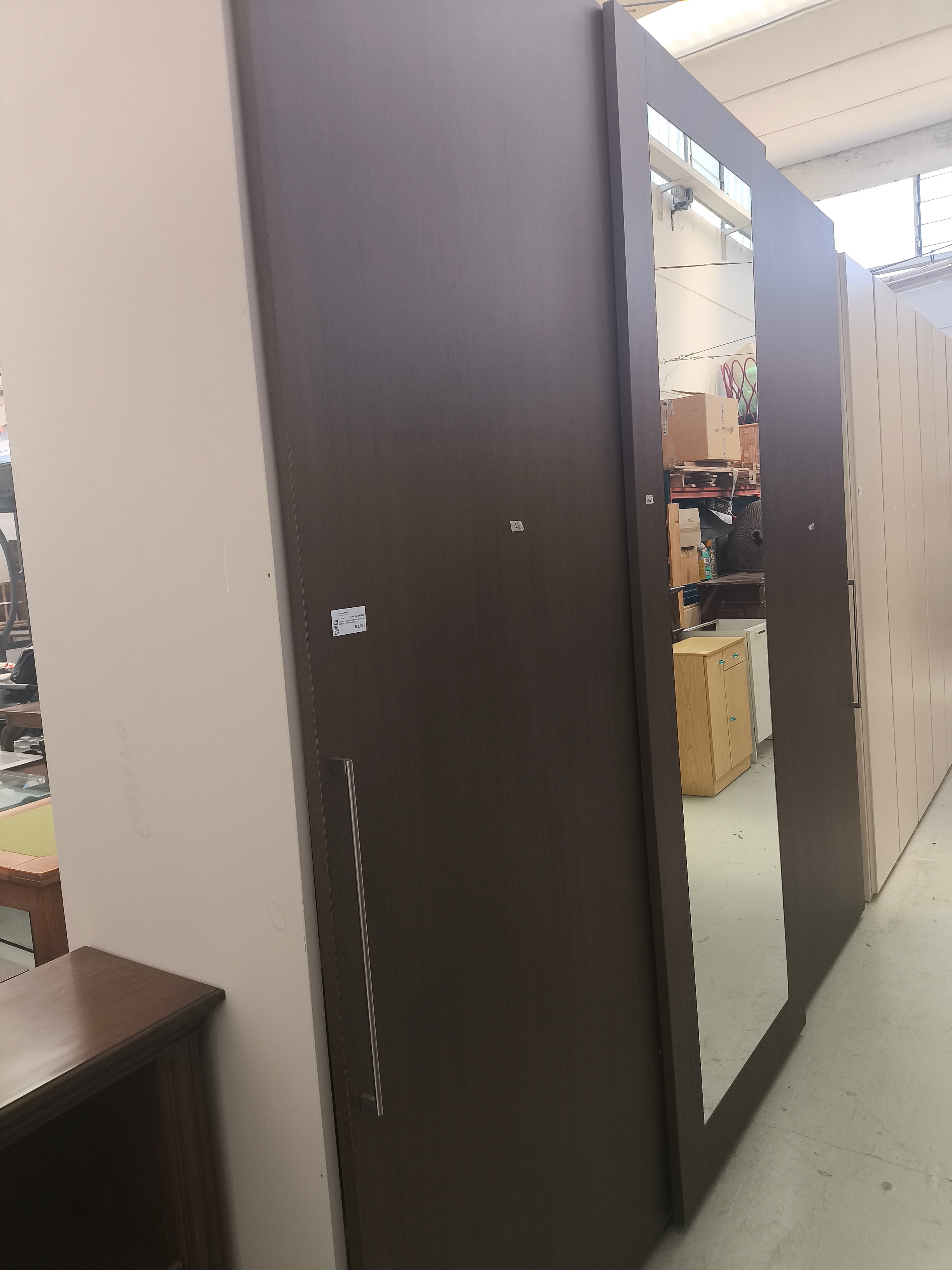 Armadio 3 Ante Scorrevoli Centrale Specchio Lxpxh 300x65x270