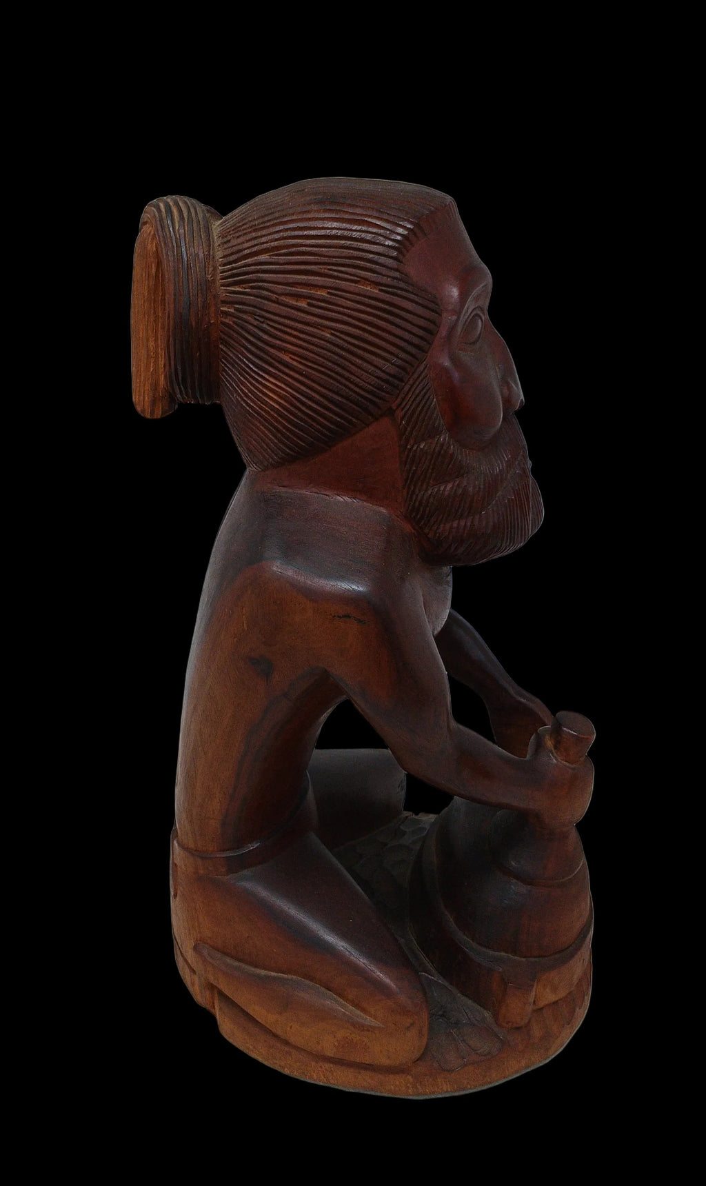 Micronesia Estanis.otto Scultura In Legno Albero Del Pane Uomo Seduto Con Pestello
