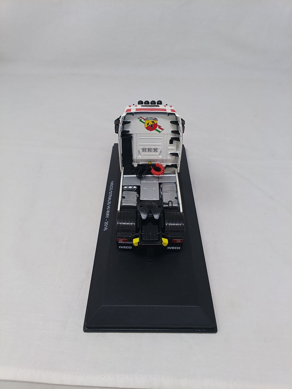 Modellino Camion Iveco Stralis Hi-way  2016 Scala 1:43