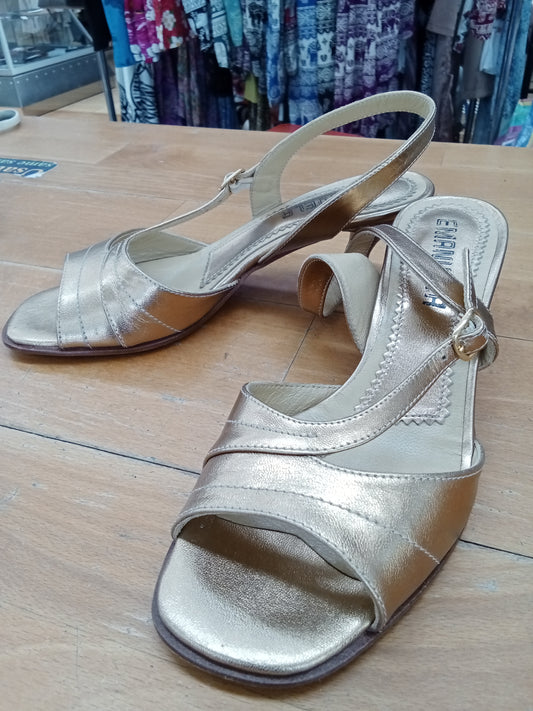Emanuela Sandalo In Cuoio Oro N37