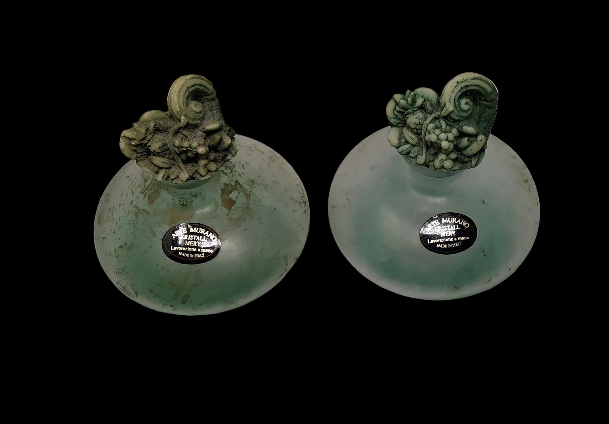 _coppia Boccette Vetro Murano Tappo Resina Effige Fiori H 10cm