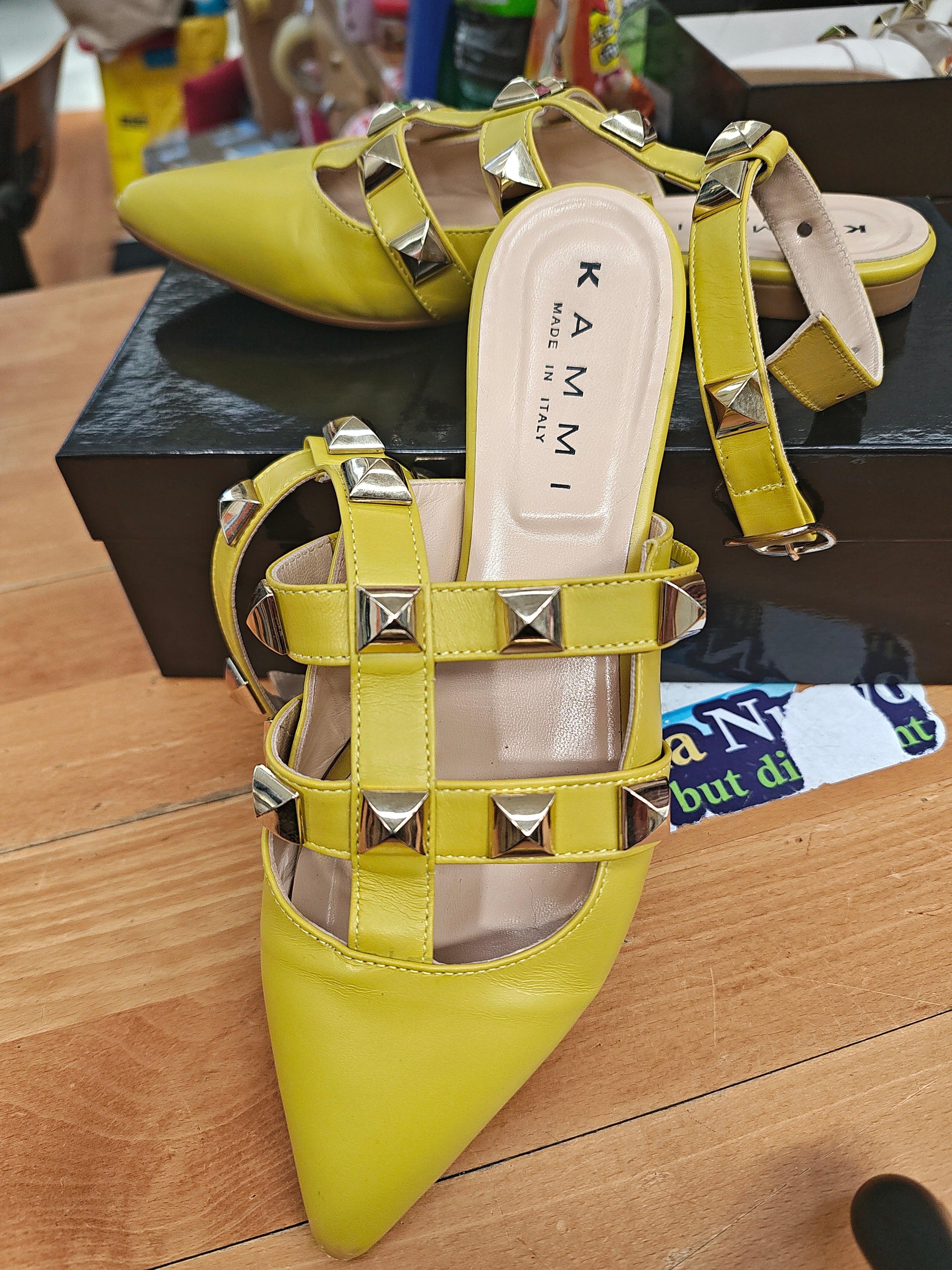 Kammi Sandalo Giallo Borghe 40
