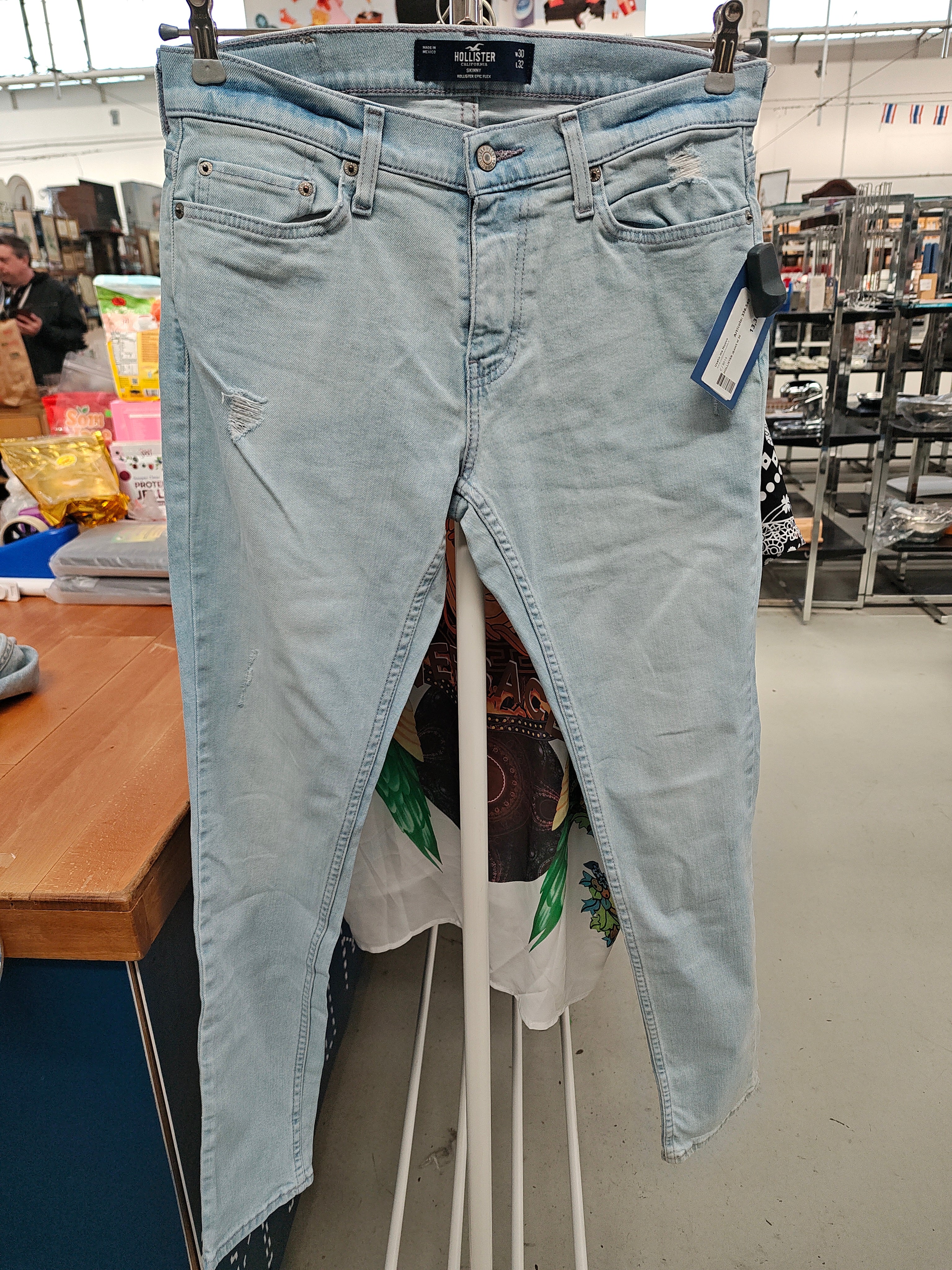 Hollister Jeans W 30