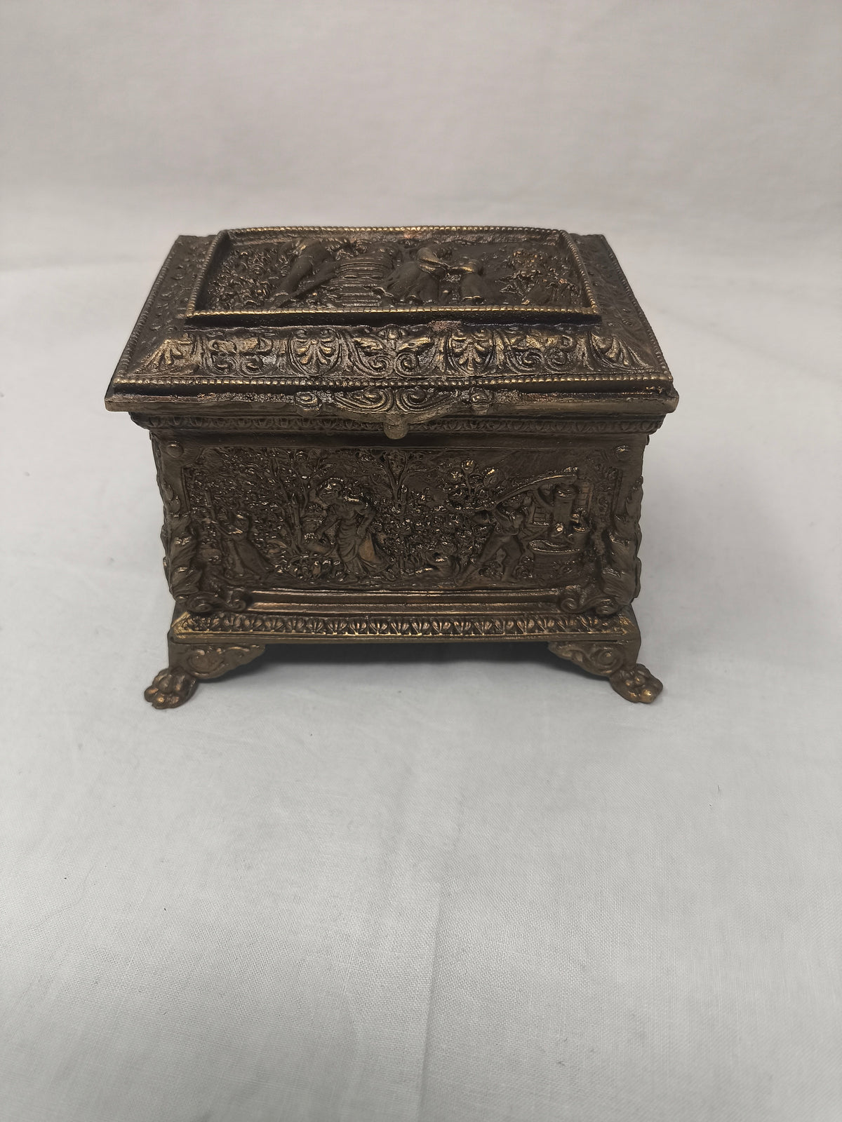 Cofanetto Metallico Scrigno Porta Gioie Cesellato Primo 900