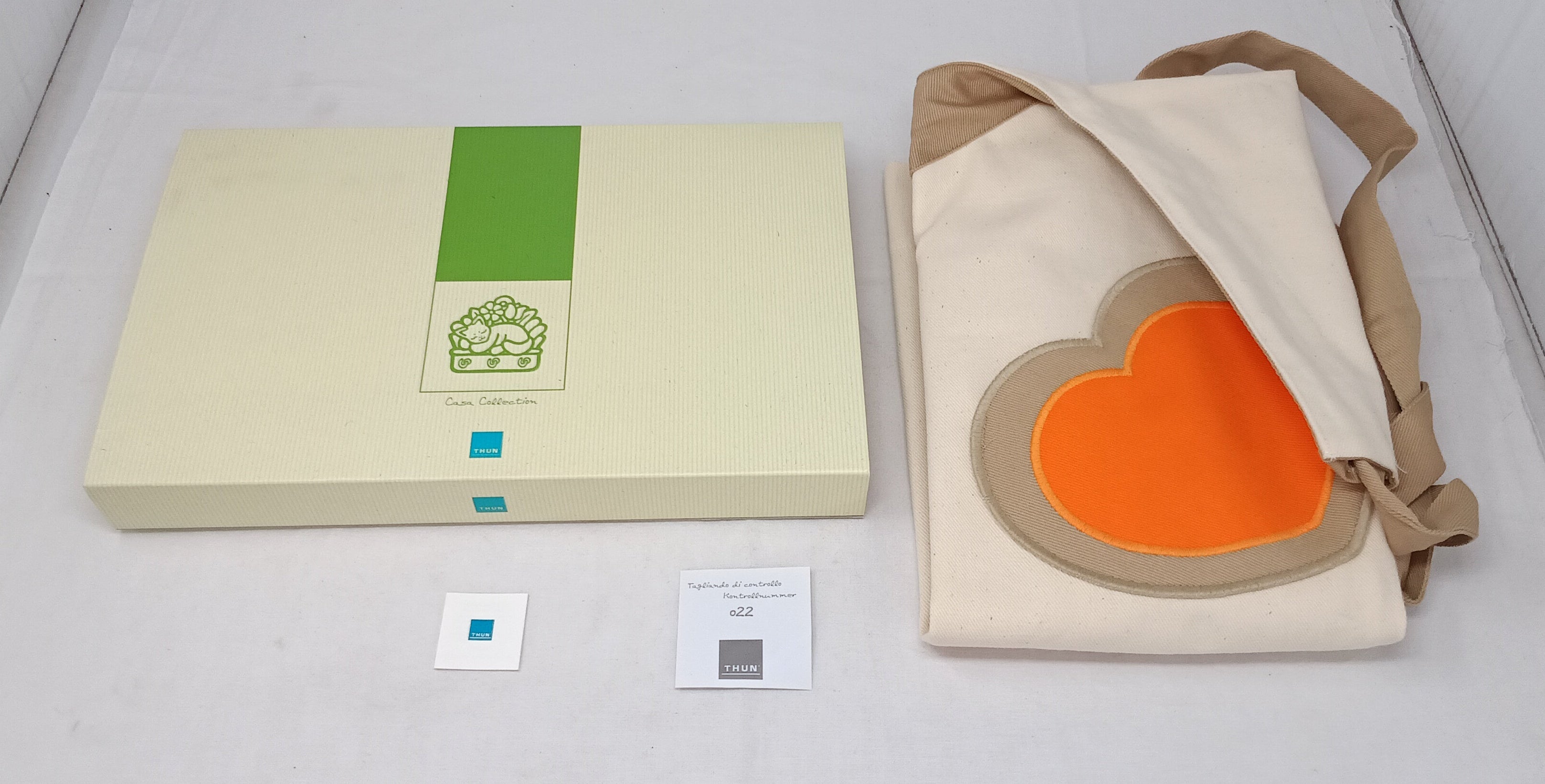 Thun Casa Collection Grembiule Tessuto Effige Cuore Con Scatola Nuovo