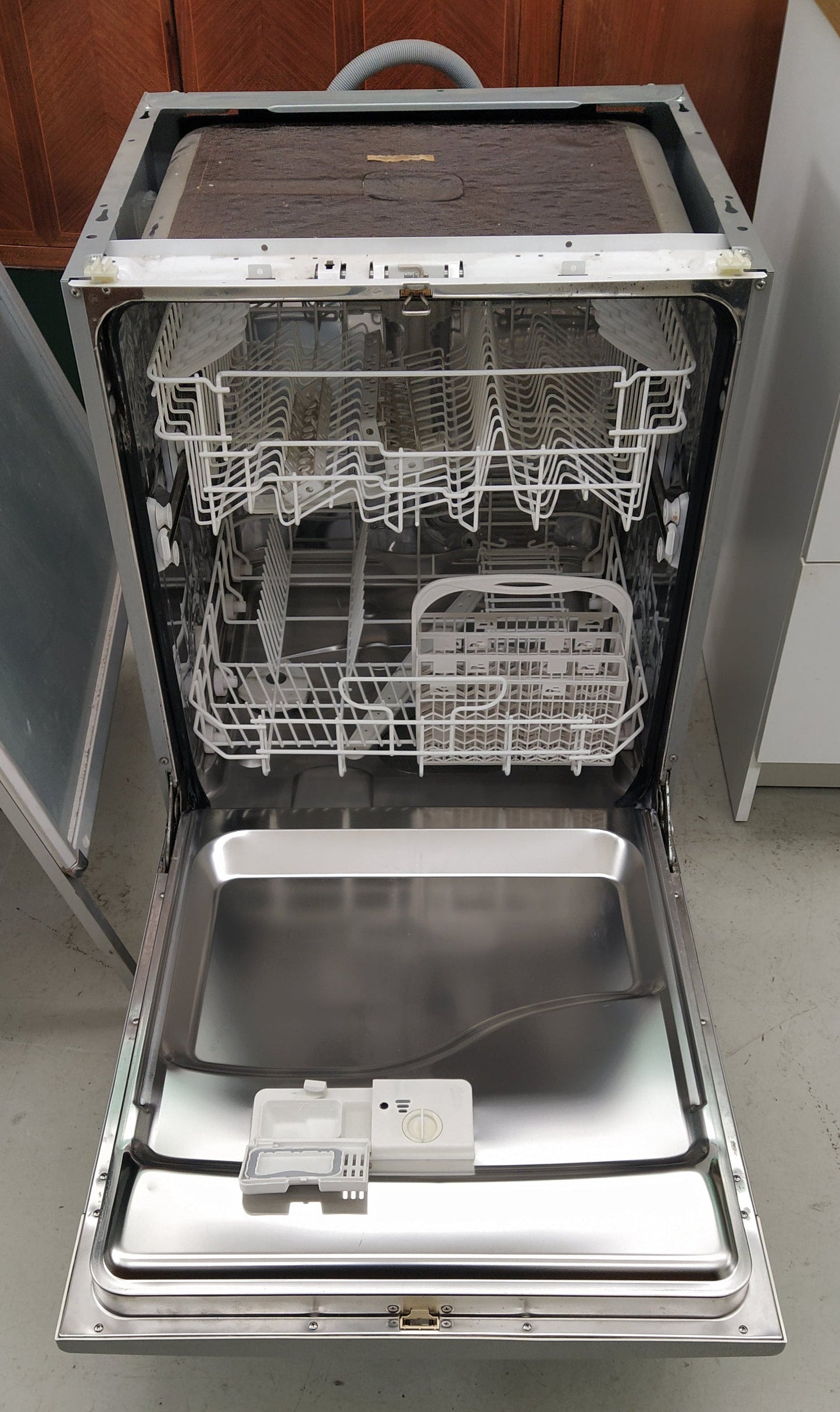 Zerowatt Lavastoviglie Classe A+ Lxpxh 60x60x83 (accessori In Sacchetto Plastica In Cesta A)